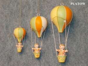 Ballonhänger an Spir Junge 37cm