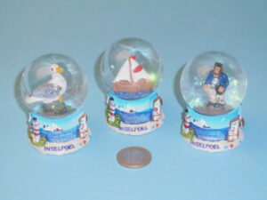 Schneekugel INSEL POEL 3-f 4 5cm